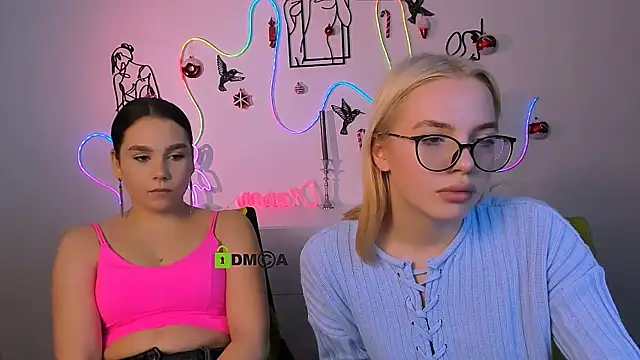 Snapshot of sendi_cais chatting on 01-06-26, 12:53 sendi cais online show from 01-06-26, 12:53