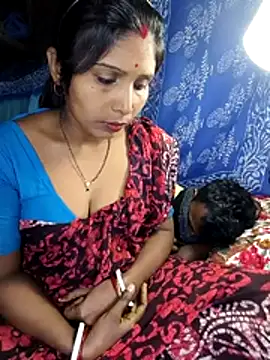 Snapshot of JYRR25 chatting on 02-10-26, 04:44 JYRR25 online show from 02-10-26, 04:44