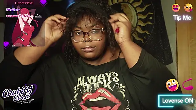 Snapshot of TheChubbySiren chatting on 12-14-25, 02:00 TheChubbySiren online show from 12-14-25, 02:00