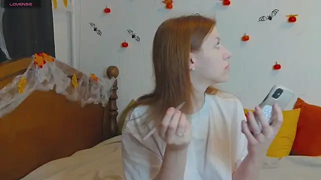 MeganNewCat online show from 10-24-25, 08:44