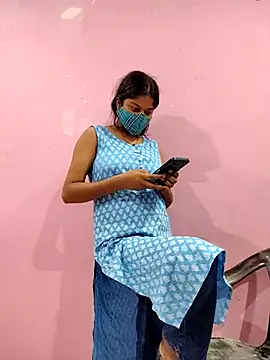 Snapshot of Muskan_12th chatting on 10-14-25, 03:24 Muskan 12th online show from 10-14-25, 03:24