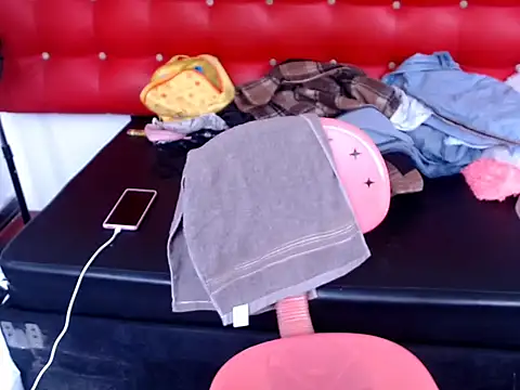 Snapshot of Camila_stacy chatting on 11-10-25, 03:11 Camila stacy online show from 11-10-25, 03:11