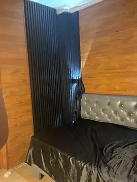 Yvonny27 online show from 02-17-26, 12:12