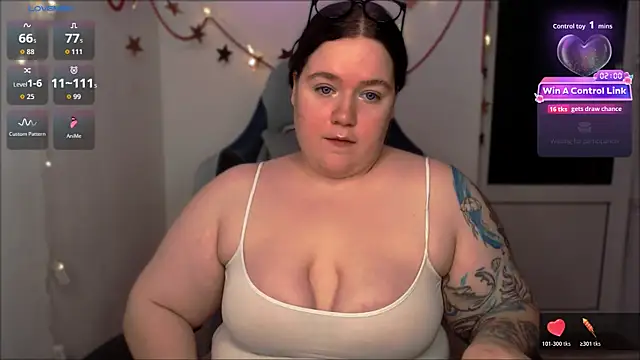 SummerTina online show from 12-22-25, 11:24