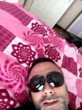 Snapshot of koruhkn chatting on 04-01-26, 09:43 koruhkn online show from 04-01-26, 09:43