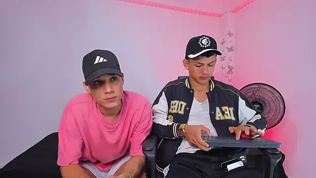 Snapshot of Axel_Cody_ chatting on 11-15-25, 08:05 Axel Cody online show from 11-15-25, 08:05