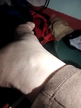 Snapshot of Amanda-_ena- chatting on 11-27-25, 07:10 Amanda- ena- online show from 11-27-25, 07:10