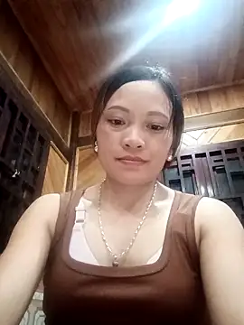 Snapshot of huhu-sexxy chatting on 10-15-25, 01:44 huhu-sexxy online show from 10-15-25, 01:44