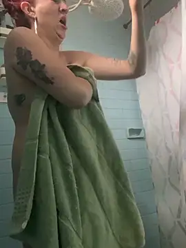 Snapshot of Zoe_fire chatting on 11-15-25, 12:02 Zoe fire online show from 11-15-25, 12:02