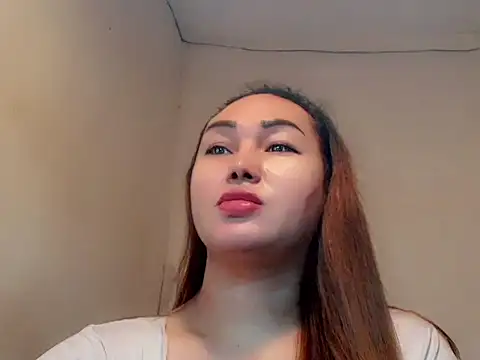 Snapshot of Juicycumlovely69 chatting on 10-14-25, 10:43 Juicycumlovely69 online show from 10-14-25, 10:43