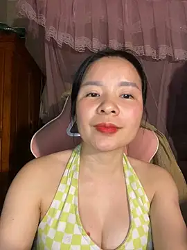 Snapshot of Listen-ly chatting on 12-01-25, 05:07 Listen-ly online show from 12-01-25, 05:07