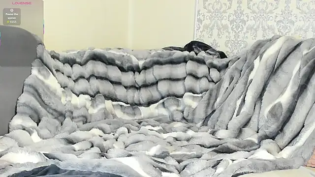 HeatherNextDoor online show from 01-10-26, 04:36