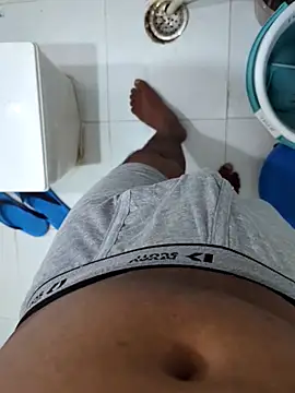 Snapshot of Akki19989 chatting on 10-16-25, 12:44 Akki19989 online show from 10-16-25, 12:44