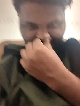 Snapshot of Akki19989 chatting on 11-03-25, 07:37 Akki19989 online show from 11-03-25, 07:37