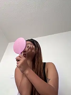 kittyrush  online show from 12-17-25, 08:37