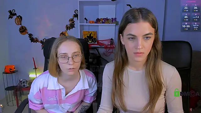 Snapshot of evalora_vei chatting on 10-21-25, 01:56 evalora vei online show from 10-21-25, 01:56