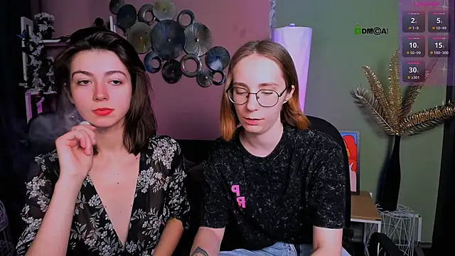 Snapshot of evalora_vei chatting on 11-22-25, 08:30 evalora vei online show from 11-22-25, 08:30