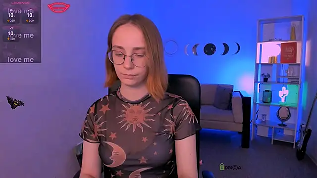 Snapshot of evalora_vei chatting on 11-28-25, 11:51 evalora vei online show from 11-28-25, 11:51