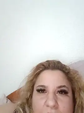 BelleInna online show from 01-15-26, 06:22