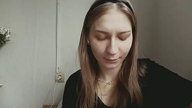 PetronilaReagen online show from 12-03-25, 07:49