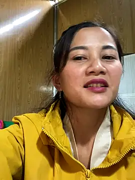 Miss-World00 online show from 12-20-25, 01:45