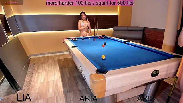 Snapshot of Glamorous_Giirlss chatting on 02-05-26, 01:05 Glamorous Giirlss online show from 02-05-26, 01:05