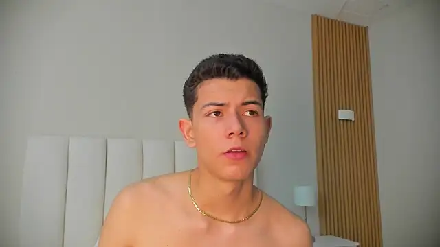 Snapshot of FireGuy_99 chatting on 10-17-25, 12:52 FireGuy 99 online show from 10-17-25, 12:52