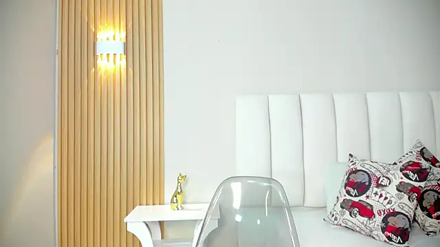 Snapshot of FireGuy_99 chatting on 10-31-25, 01:12 FireGuy 99 online show from 10-31-25, 01:12