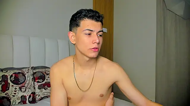 Snapshot of FireGuy_99 chatting on 11-25-25, 01:11 FireGuy 99 online show from 11-25-25, 01:11