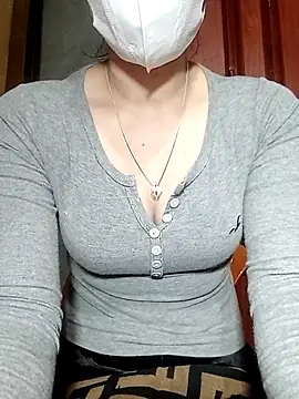 Snapshot of Katy68 chatting on 11-22-25, 06:40 Katy68 online show from 11-22-25, 06:40