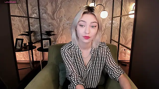 AlysiaSun  online show from 11-08-25, 02:06