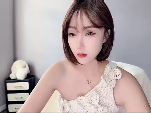 Snapshot of Monica7 chatting on 11-03-25, 12:46 Monica7 online show from 11-03-25, 12:46