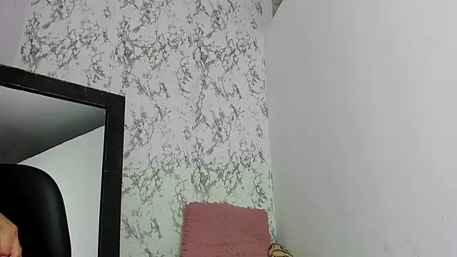 Snapshot of kataleyaAlenan chatting on 12-02-25, 01:50 kataleyaAlenan online show from 12-02-25, 01:50