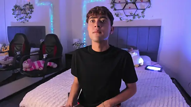 JustinCastiblanco online show from 01-05-26, 05:27