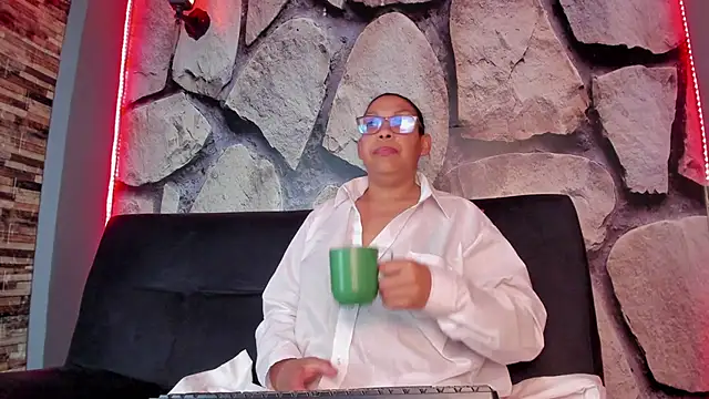 Snapshot of Zamariah chatting on 11-19-25, 03:06 Zamariah online show from 11-19-25, 03:06