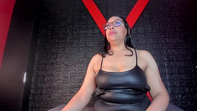 Snapshot of Zamariah chatting on 11-26-25, 03:07 Zamariah online show from 11-26-25, 03:07