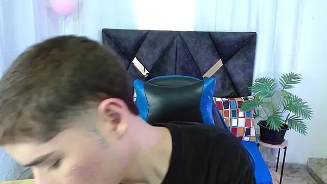 Mattass18 online show from 10-29-25, 01:24