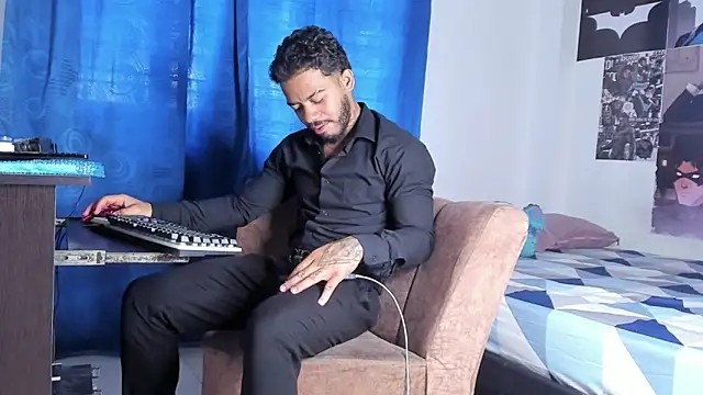 Kylian Alessandro online show from 02-13-26, 02:57