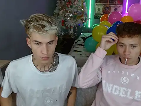 Snapshot of Latin_boysxxxx chatting on 11-14-25, 11:57 Latin boysxxxx online show from 11-14-25, 11:57