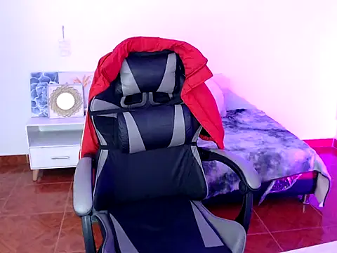 Snapshot of Isabella__666 chatting on 11-20-25, 03:50 Isabella 666 online show from 11-20-25, 03:50