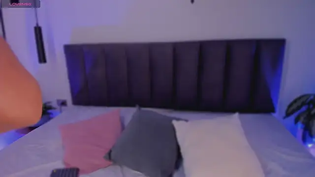 Snapshot of AilanaCortes chatting on 03-06-26, 12:12 AilanaCortes online show from 03-06-26, 12:12