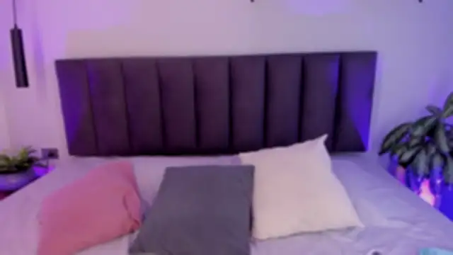 Snapshot of AilanaCortes chatting on 03-17-26, 12:30 AilanaCortes online show from 03-17-26, 12:30