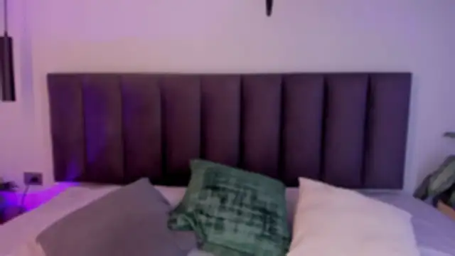 Snapshot of AilanaCortes chatting on 04-12-26, 12:21 AilanaCortes online show from 04-12-26, 12:21