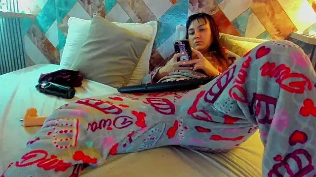 Snapshot of Diosadelchat chatting on 11-18-25, 03:56 Diosadelchat online show from 11-18-25, 03:56