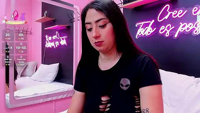 Snapshot of JuliethCruz_ chatting on 01-09-26, 08:10 JuliethCruz online show from 01-09-26, 08:10