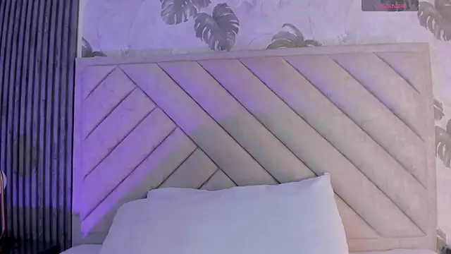 Lexy-Sweet1 online show from 11-12-25, 04:46