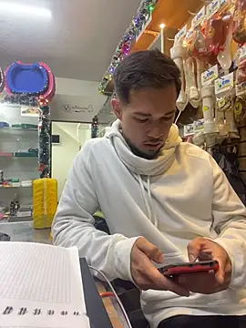 Leonardmoppet online show from 12-01-25, 11:21