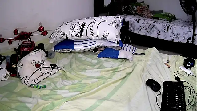 AXionX online show from 11-11-25, 03:01