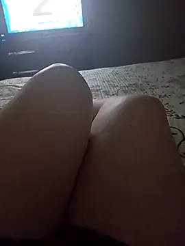 Snapshot of Taradinha_pelosogro chatting on 11-20-25, 01:28 Taradinha pelosogro online show from 11-20-25, 01:28