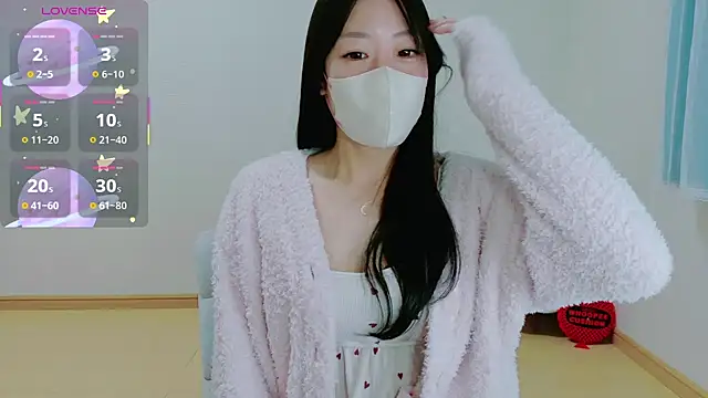 Snapshot of TSUKI_circle chatting on 11-27-25, 02:19 TSUKI circle online show from 11-27-25, 02:19